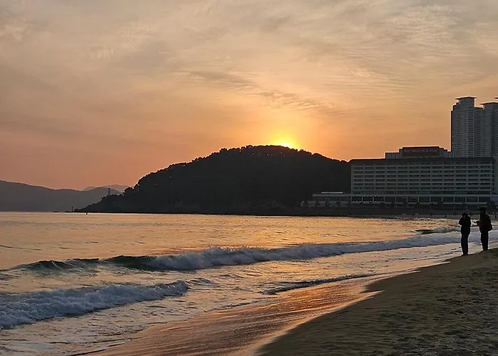 Luna Mar Villa Busan