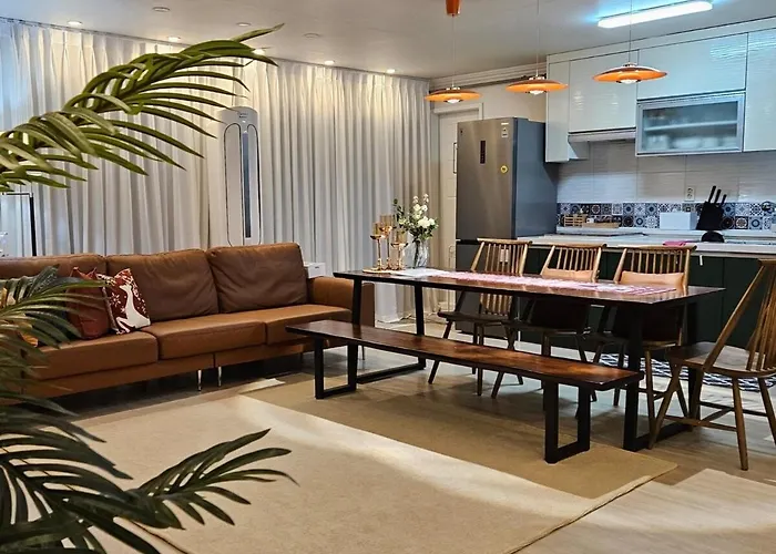 Luna Mar Villa